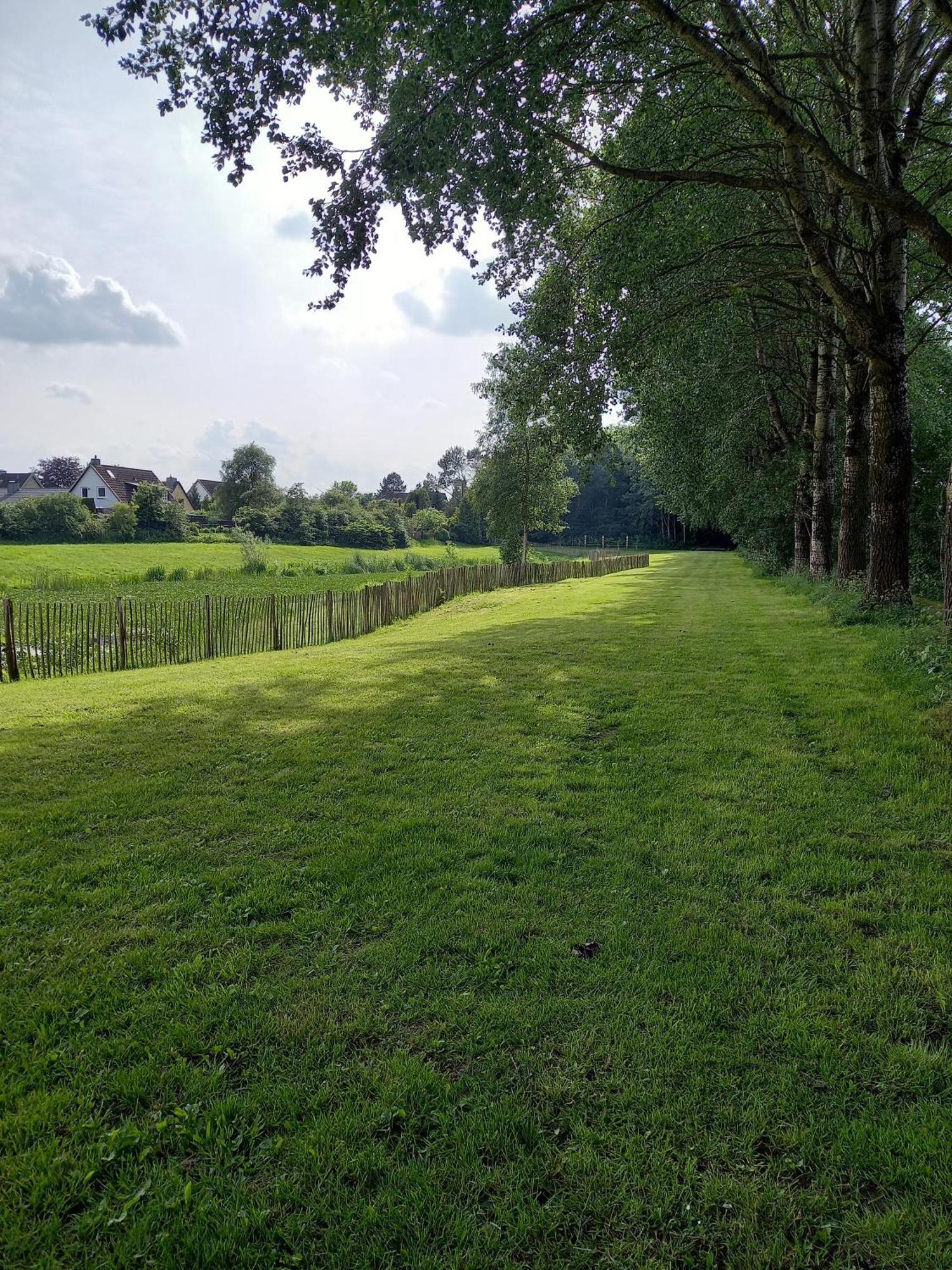 Ferien Zwischen Den Meeren Juebek Exterior photo